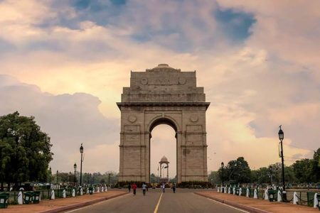 Old Delhi and New Delhi Tour by Car